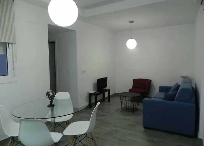 Atico Con Terraza En Alameda De Hercules *