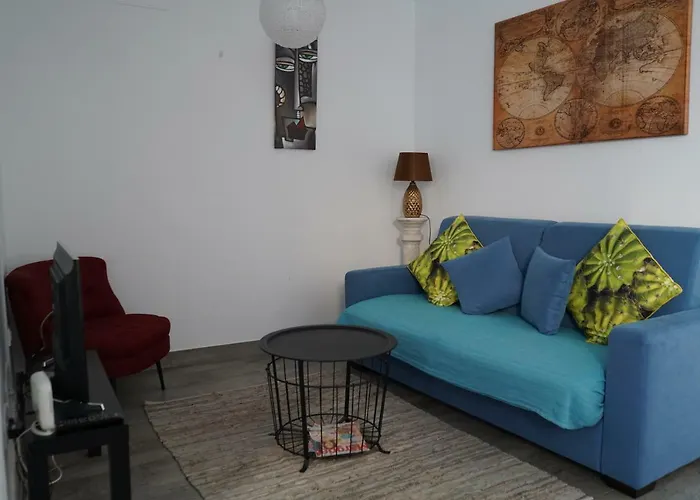 Atico Con Terraza En Alameda De Hercules